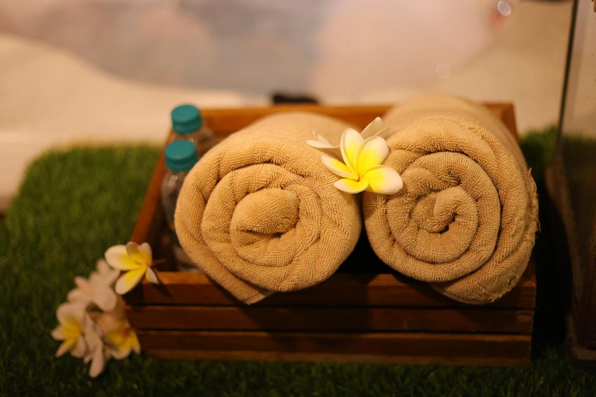 Hotel Natraj Rishīkesh Екстериор снимка