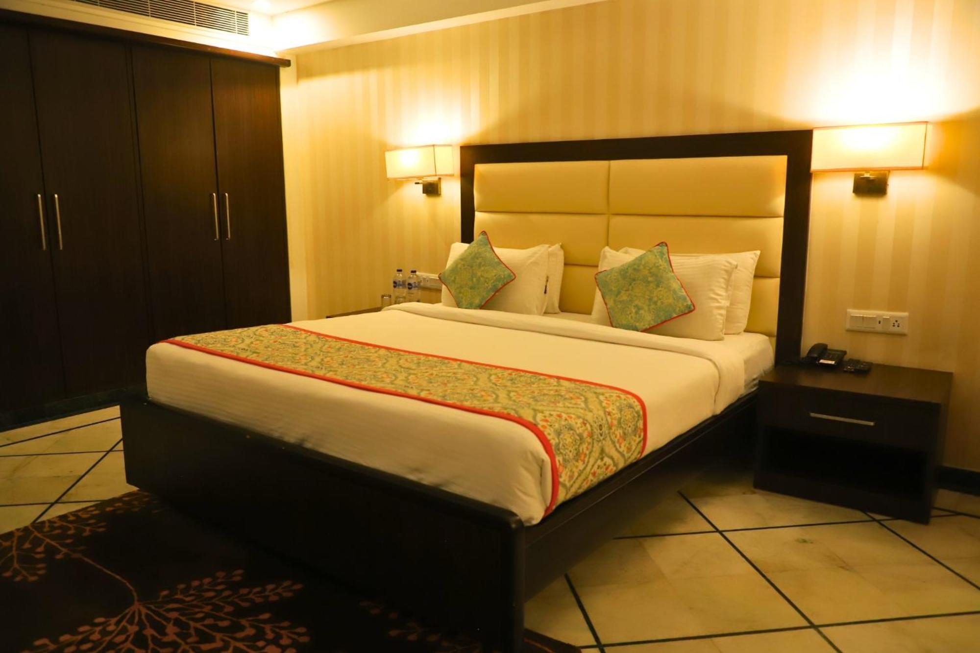 Hotel Natraj Rishīkesh Екстериор снимка